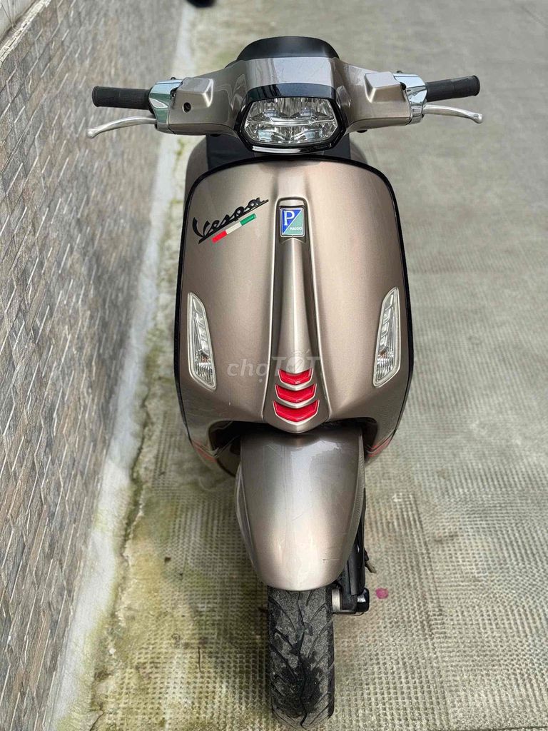 Siêu Phẩm Vespa Cũ máy Zin Màu Hồng TFT. Mua bán Xe máy tại Quận Bình Thạnh Tp Hồ Chí Minh được đăng bởi Lê Hữu Hoài hình 4