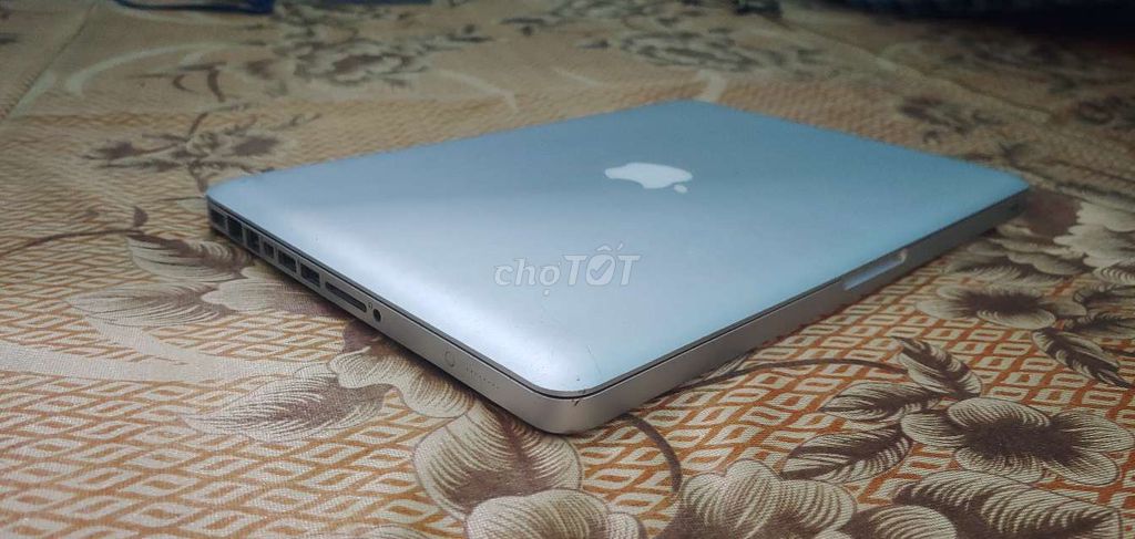 Apple Macbook Pro 2010 Bạc. Mua bán Laptop tại Quận Tân Phú Tp Hồ Chí Minh được đăng bởi iam Trần hình 1