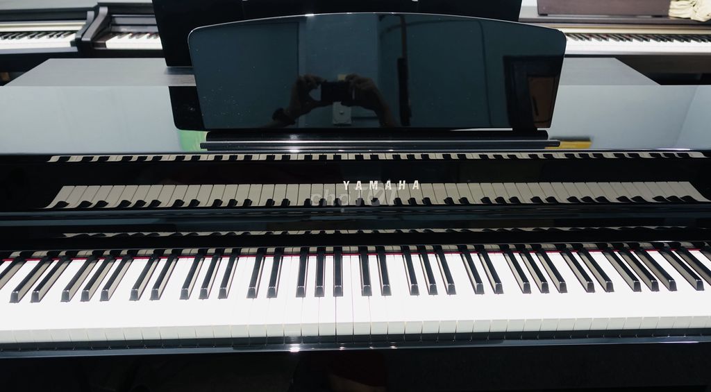 Piano Yamaha CLP 535 PE