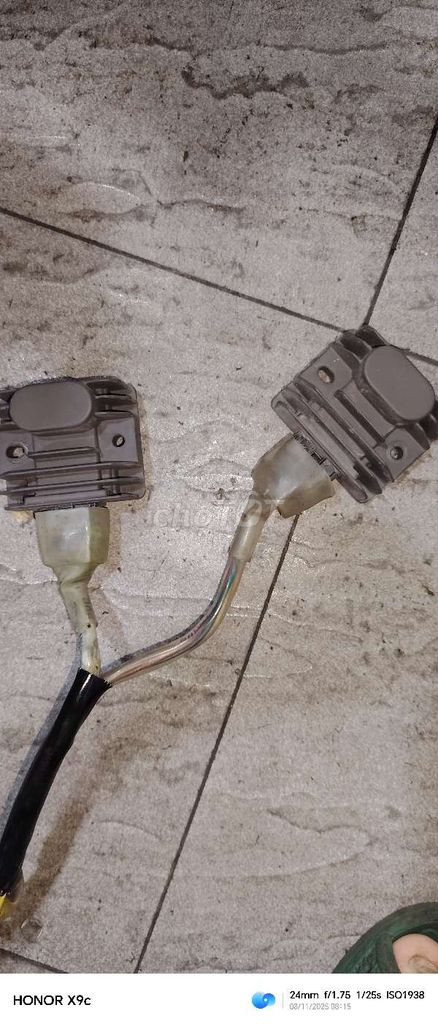 cặp sạc ex150 cho sh ý. Mua bán Phụ tùng xe tại Quận 6 Tp Hồ Chí Minh được đăng bởi Vĩnh hình 1