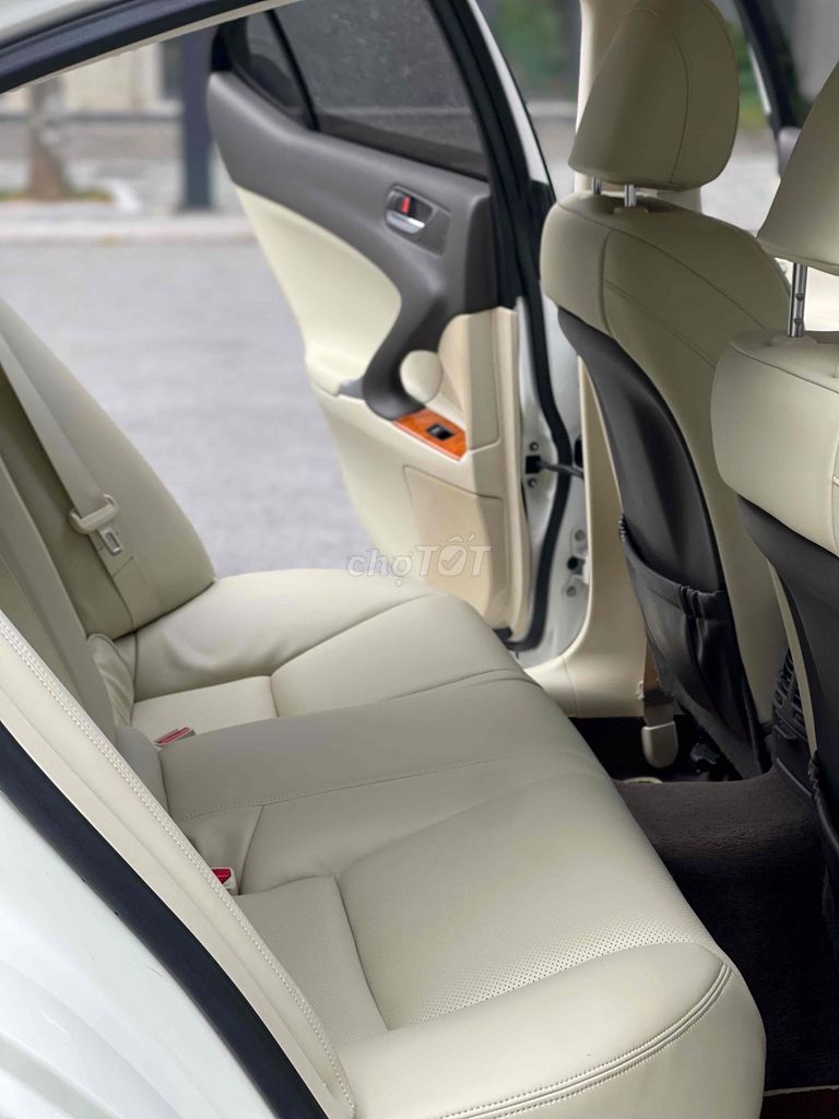 Lexus IS 2009 - 53000 km. Mua bán Ô tô tại Quận Long Biên Hà Nội được đăng bởi Thành Đô Cars hình 7