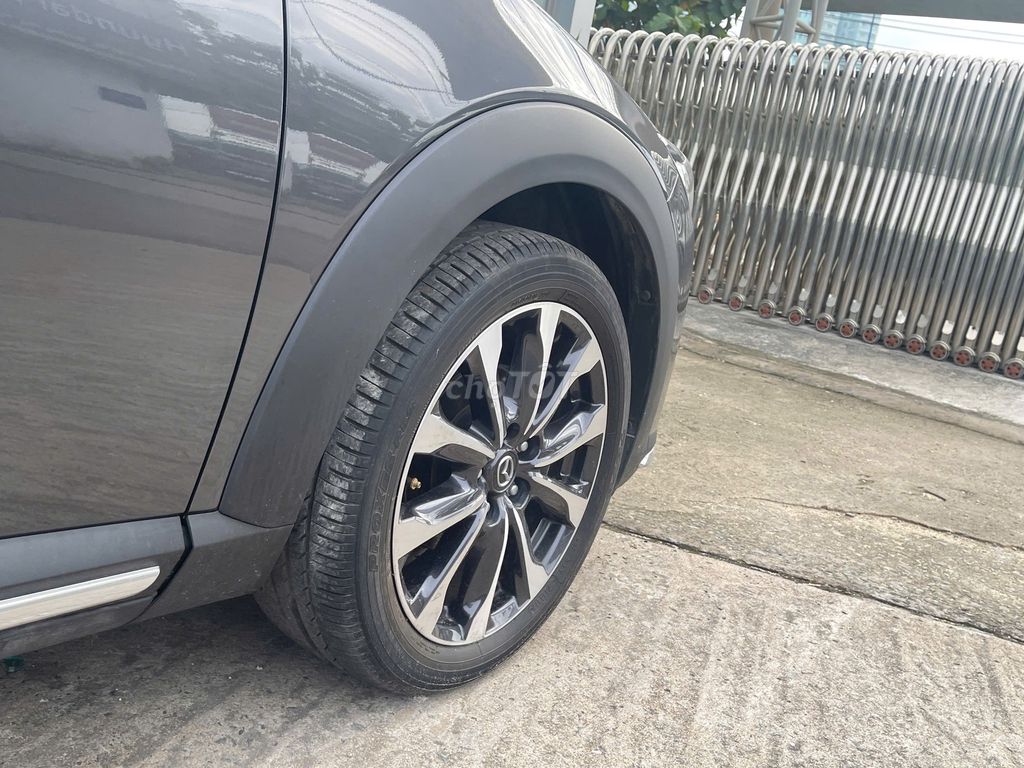 Xe Siêu Lướt Mazda CX-3 Luxury Xám 9.077 km. Mua bán Ô tô tại Thành phố Thủ Đức Tp Hồ Chí Minh được đăng bởi Hyundai Đông Sài Gòn  hình 7