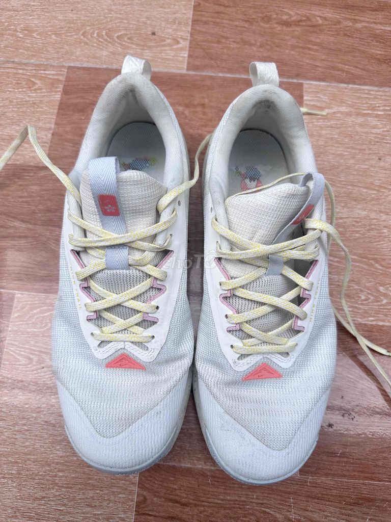 Giày chạy địa hình Nike Pegasus Trail 5 Trắng. Mua bán Giày dép tại Thành phố Thủ Dầu Một Bình Dương được đăng bởi Minh Thành hình 1
