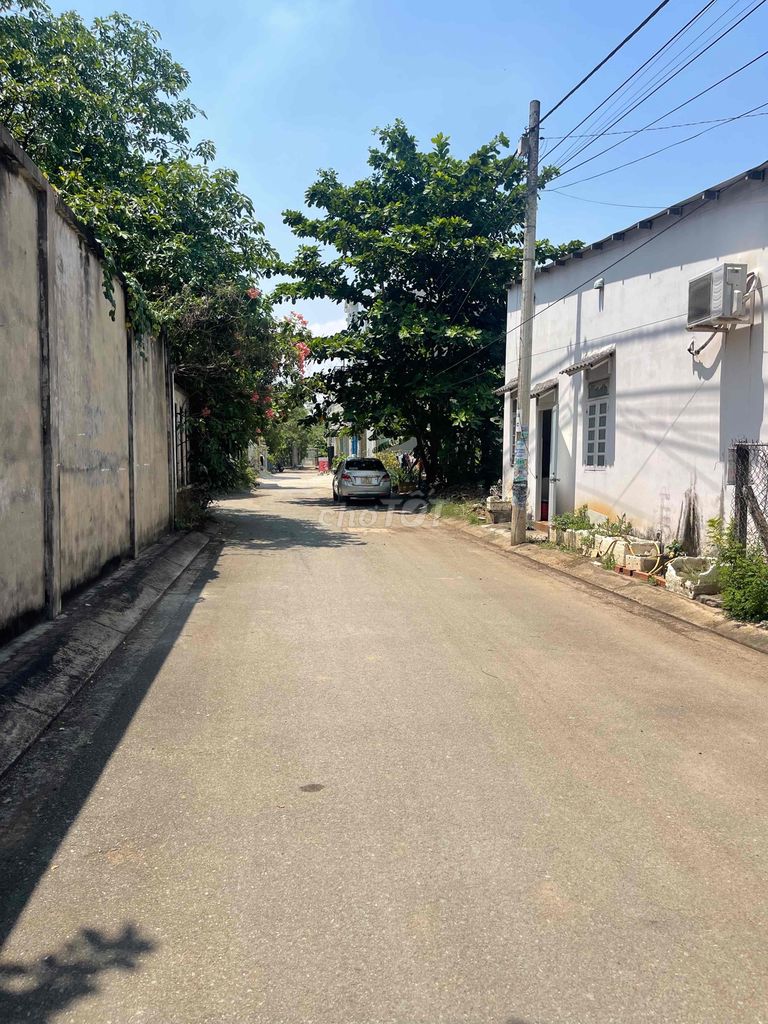 cần bán đất ngay sân bay long thành. Mua bán đất tại Huyện Long Thành Đồng Nai được đăng bởi Nguyễn thành trung hình 2