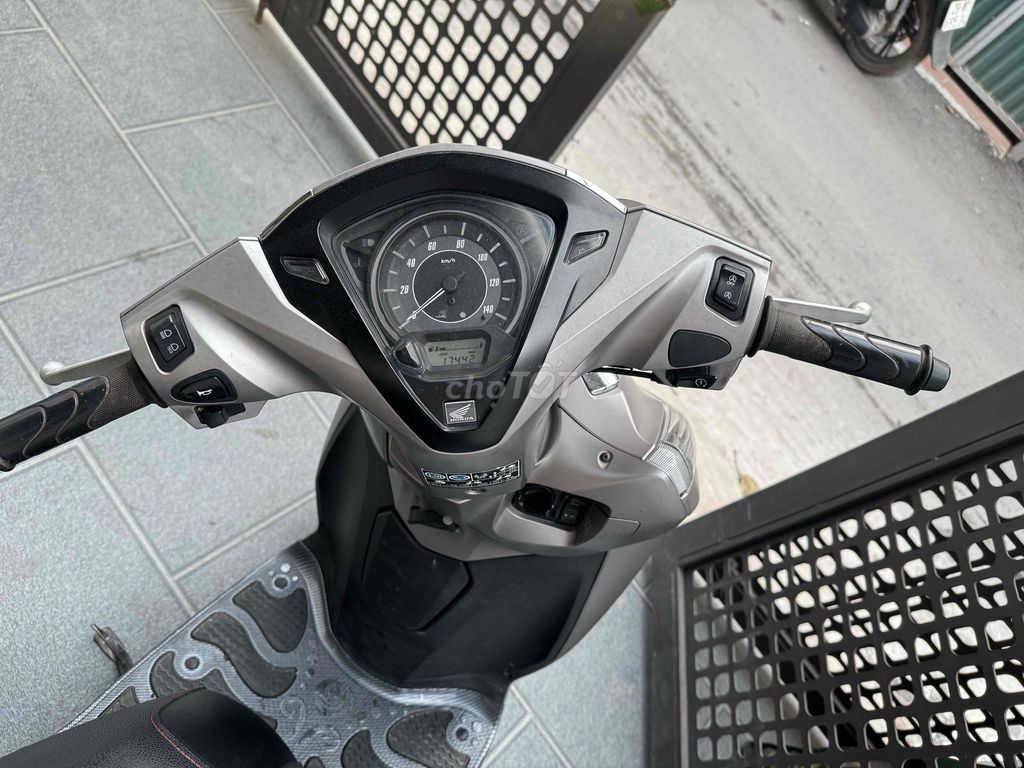 Chính chủ bán xe lead 2023 1 chủ. Mua bán Xe máy tại Huyện Thanh Trì Hà Nội được đăng bởi Nguyễn Nam Anh hình 5