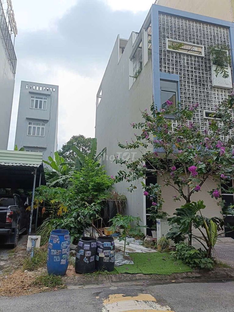 Đất đẹp mặt tiền kinh doanh Gs2 khu BigC GO, p.Đông Hòa,Dĩ An