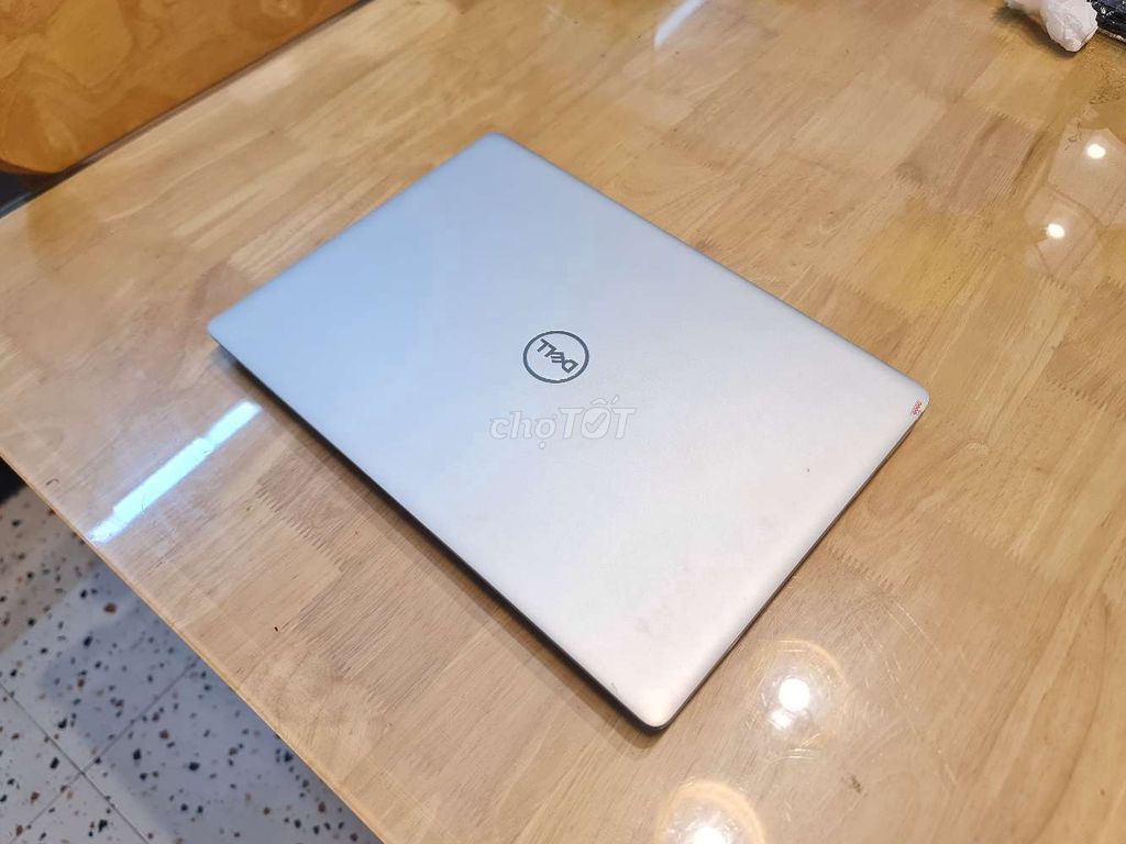 DELL 5488 COR I5 GEN 8 RAM 8G SSD 256G