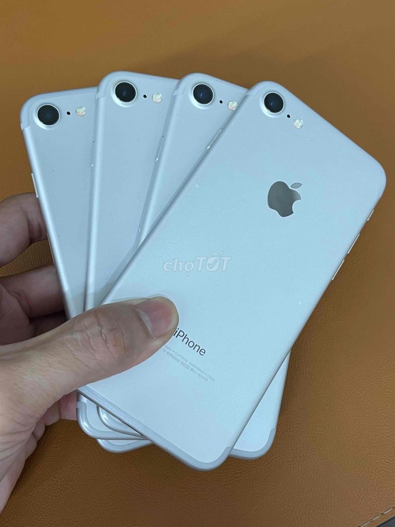 Apple iPhone 7G 32Gb Bạc 98%. Mua bán Điện thoại tại Quận 8 Tp Hồ Chí Minh được đăng bởi Bán Đồ Cũ hình 1