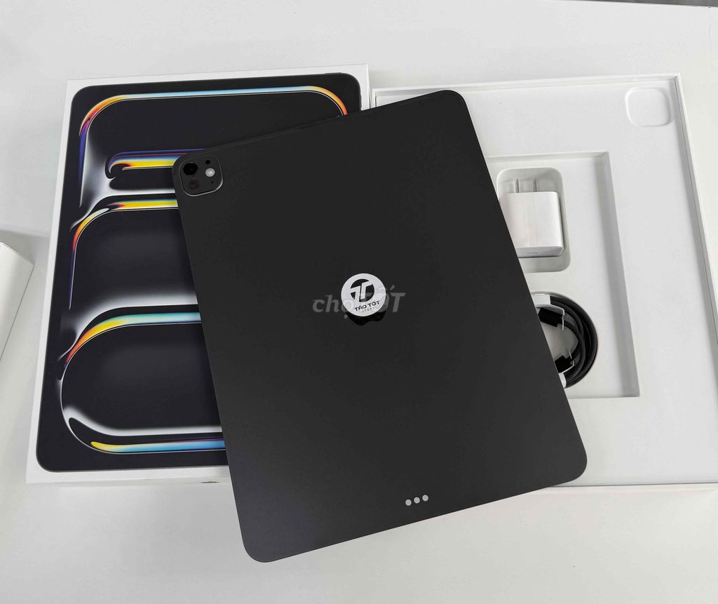 ipad pro M5 13 256G WF Black bh 10/2026 sạc 12L. Mua bán Máy tính bảng tại Quận 10 Tp Hồ Chí Minh được đăng bởi Táo Tốt Apple  hình 1