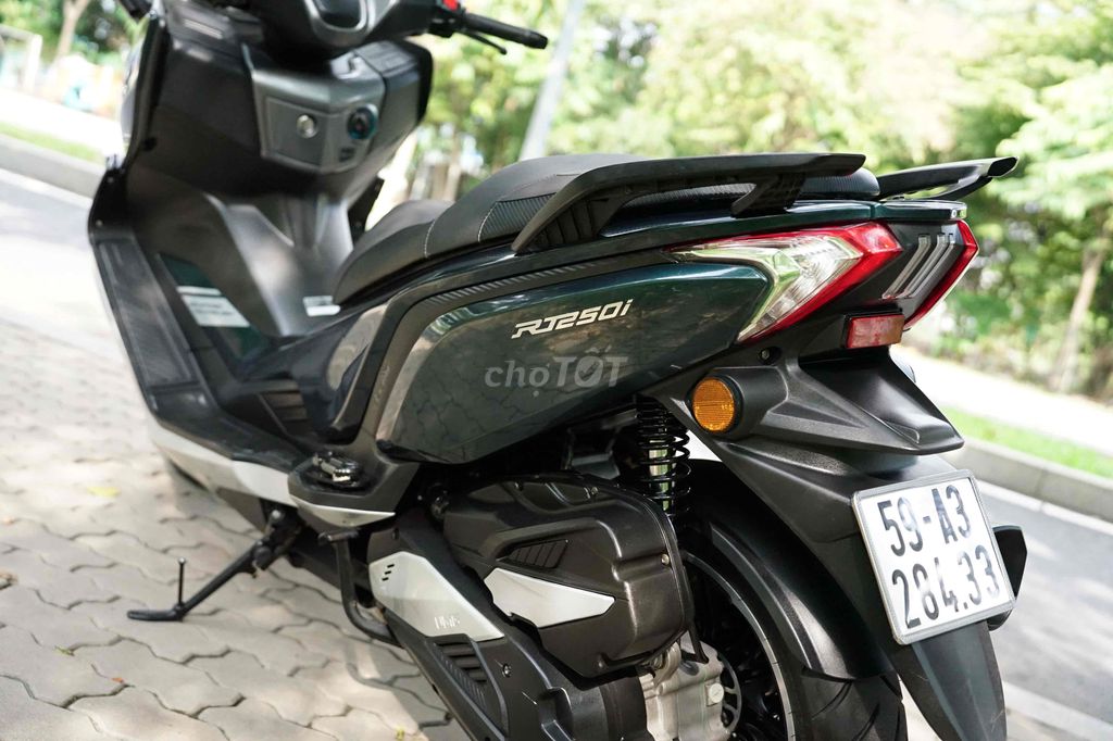 🤣🥰 maxi scooter UMG RT250I 2021 BIỂN SG CỌP. Mua bán Xe máy tại Thành phố Thủ Đức Tp Hồ Chí Minh được đăng bởi Thi Moto Thủ Đức hình 6