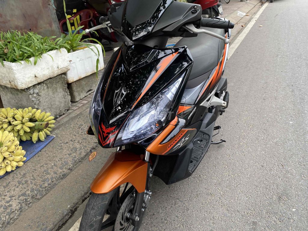 Honda Air Blade Đen Cam  nhập thai chính chủ