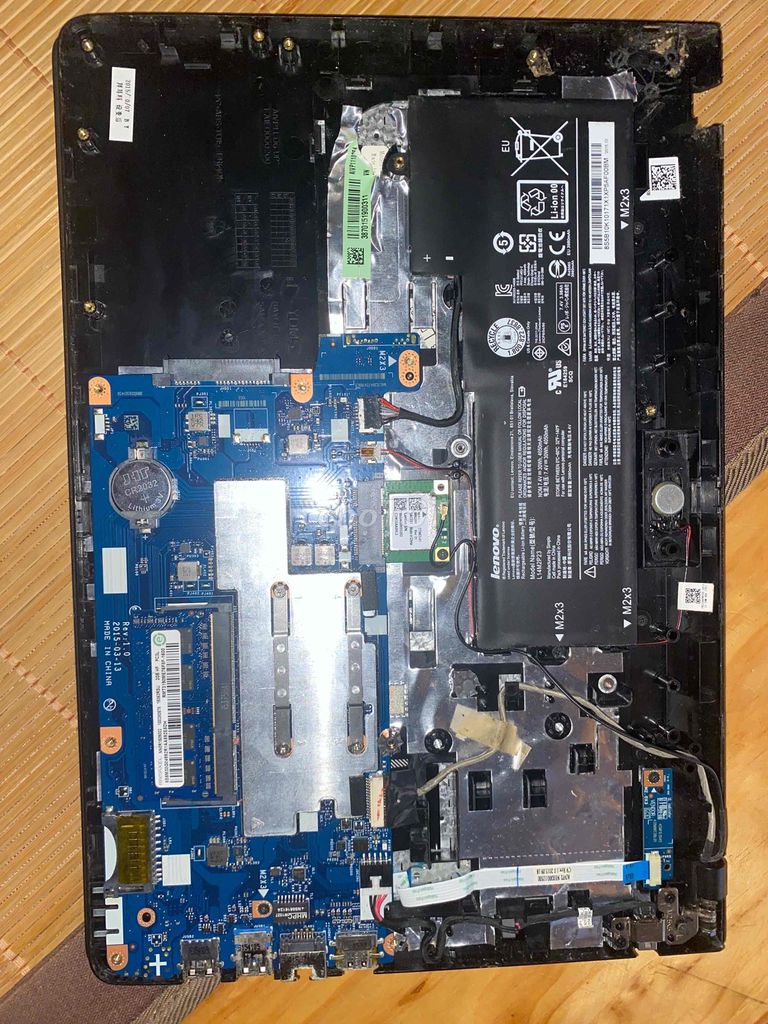 laptop Ideapad 100 vẫn lên màn hình bán xác. Mua bán Laptop tại Huyện Bình Chánh Tp Hồ Chí Minh được đăng bởi Nguyen Nguyen hình 1