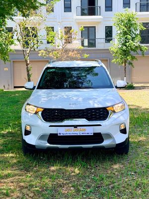 Kia Sonet 2024 1.5 Deluxe - 55000 km