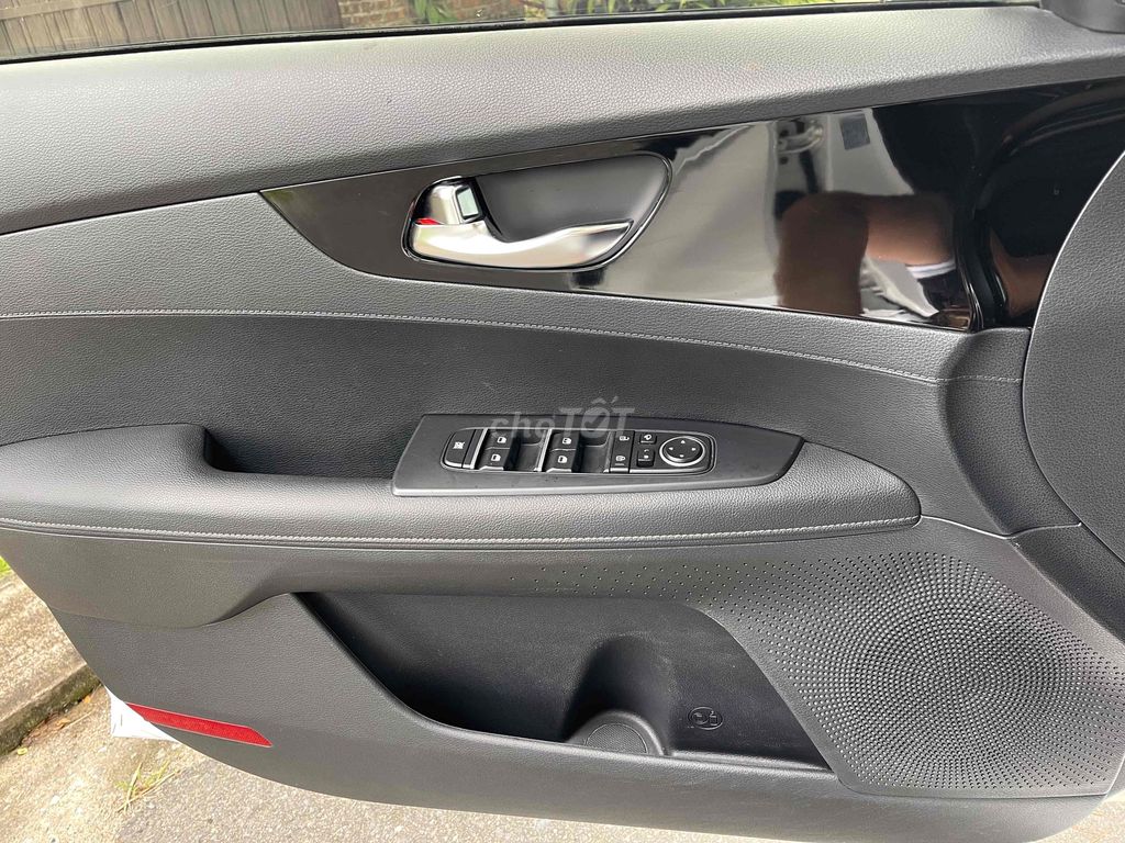 Kia Cerato 2019 1.6 MT - 95000 km. Mua bán Ô tô tại Thành phố Hội An Quảng Nam được đăng bởi Nguyễn Minh Nở hình 13