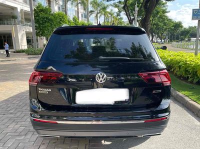 Volkswagen Tiguan 2016 2.0 AT - 12881 km. Mua bán Ô tô tại Quận 7 Tp Hồ Chí Minh được đăng bởi Tên chưa cung cấp