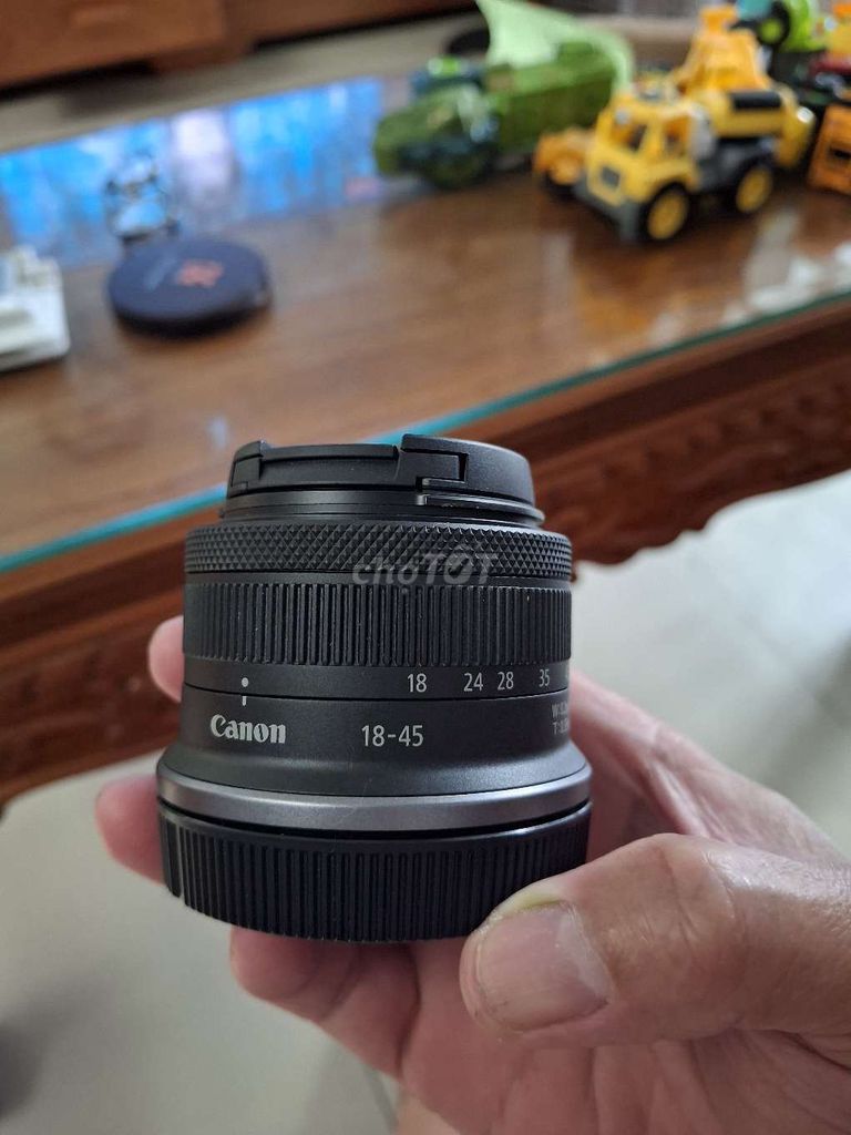 Ống kính Canon RF 18-45 Đen. Mua bán Máy ảnh, Máy quay tại Quận Gò Vấp Tp Hồ Chí Minh được đăng bởi Quang Chuyen Nguyen hình 1