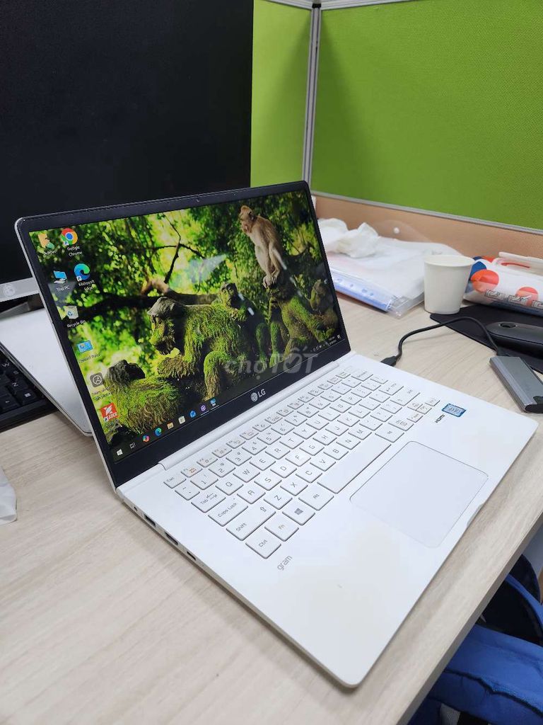 LG Gram 14Z980 i5-8250U 14 inch 8GB/256GB. Mua bán Laptop tại Quận 12 Tp Hồ Chí Minh được đăng bởi Nguyễn Ngọc Quang hình 1