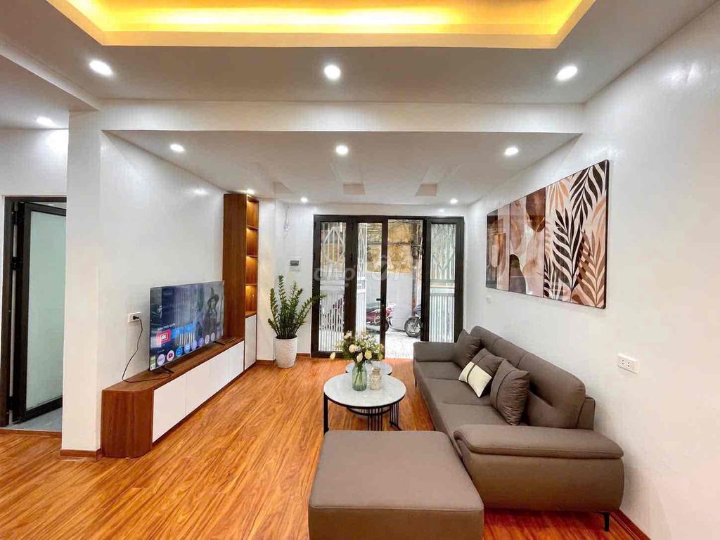 1 этаж на улице Ланг Ха, 80м², 2 стороны света, 2 спальни, 2 санузла