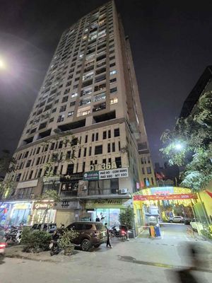 cần bán gấp chung cư CT36 căn góc, vị trí trung tâm
