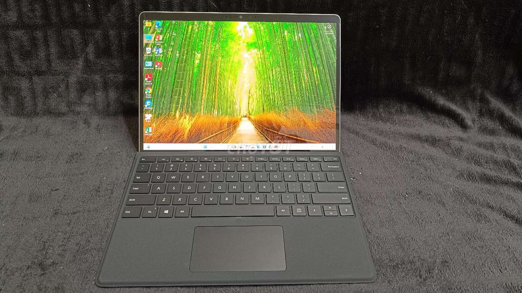 Microsoft Surface Pro 8 13 inch 8GB/256GB. Mua bán Laptop tại Quận Đống Đa Hà Nội được đăng bởi Đinh Văn Thọ hình 1