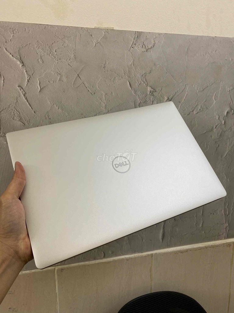 Dell Precision i7 Ram 16G SSD 256G Vga P1000 Đẹp