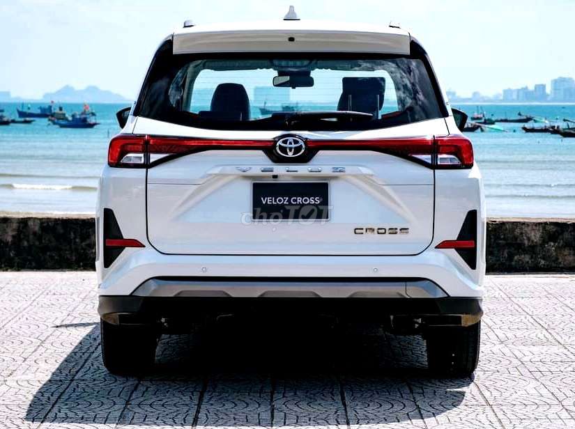 Toyota Veloz 2024giảm 50% trước bạ bảohiểmphụ kiện
