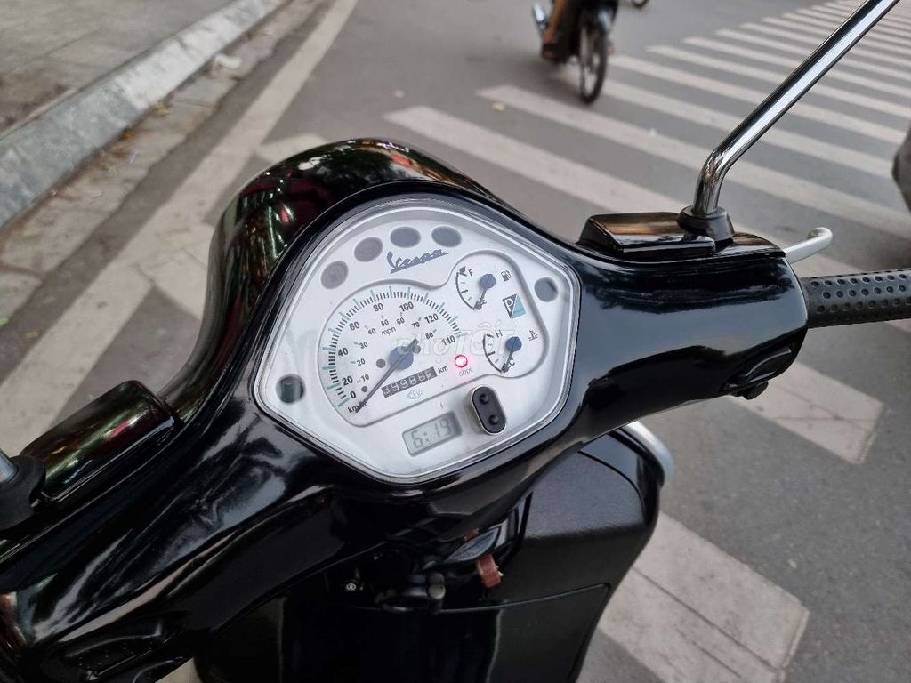 Tứ quý 1111: Vespa GT. Mua bán Xe máy tại Quận Ba Đình Hà Nội được đăng bởi Bách hình 2
