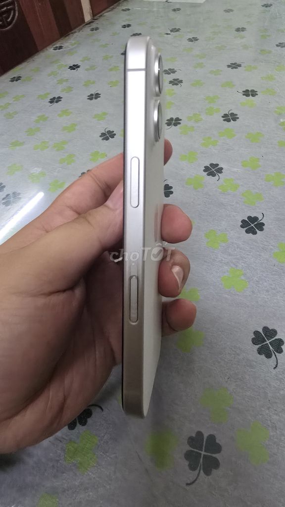 Bán Iphone 17 màu trắng. Mua bán Điện thoại tại Huyện Đông Anh Hà Nội được đăng bởi Minh An hình 1