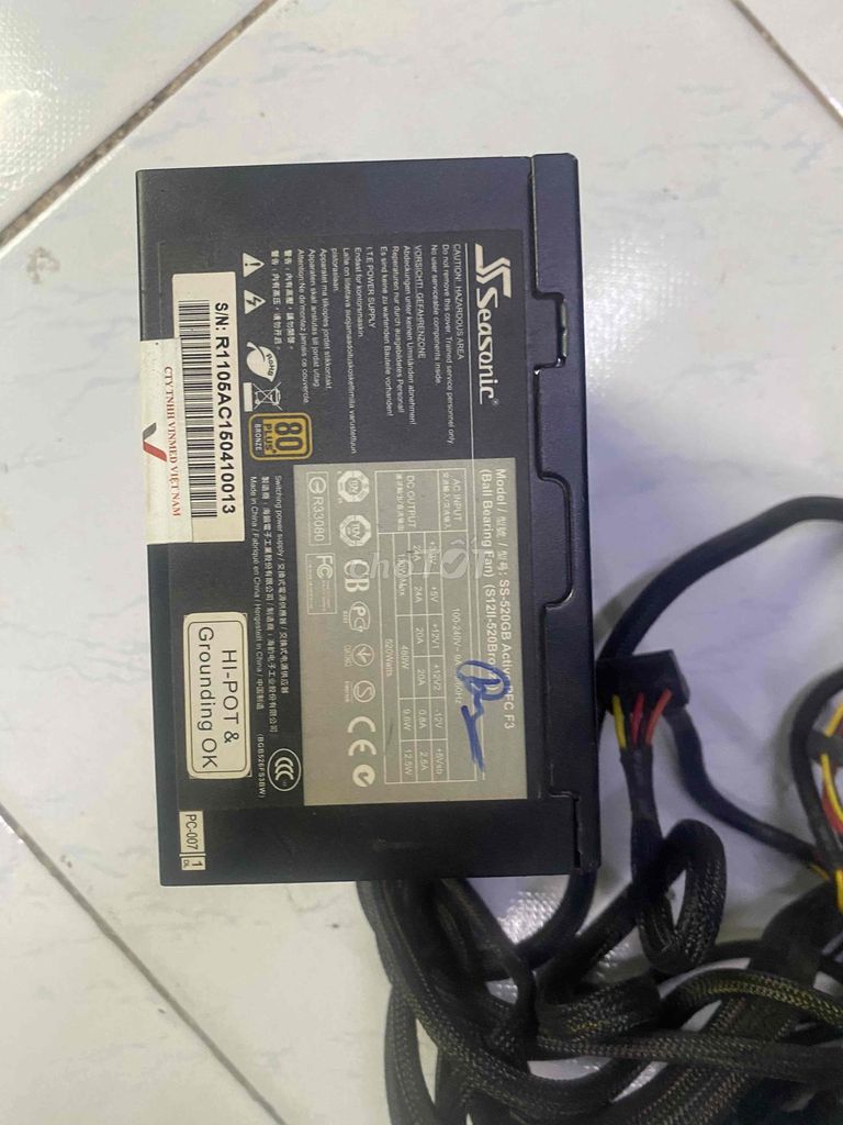 nguồn PC 520W 80 plus