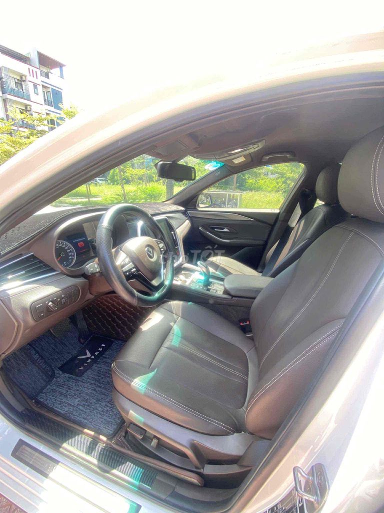 VinFast Lux A2.0 2022 A2.0 Tiêu chuẩn - 70000 km. Mua bán Ô tô tại Quận Cẩm Lệ Đà Nẵng được đăng bởi Thái Hưng Lê Võ hình 5