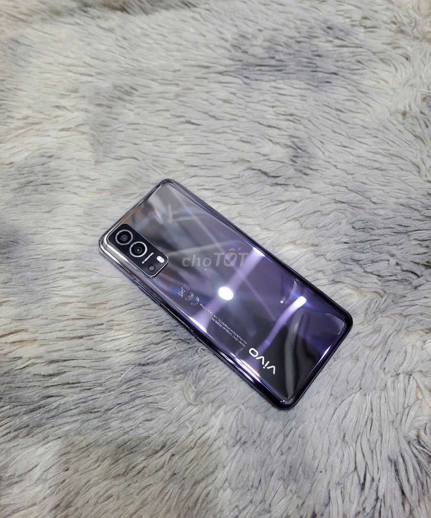 Vivo Y72 5G ram 8/128 dùng 2 sim pin trâu 5000mah. Mua bán Điện thoại tại Thành phố Buôn Ma Thuột Đắk Lắk được đăng bởi Lê Trung  hình 1