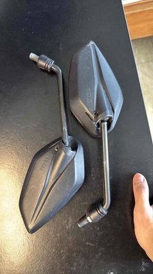 Gương chiếu hậu Yamaha Đen MT15. Mua bán Phụ tùng xe tại Quận Bắc Từ Liêm Hà Nội được đăng bởi Vũ Hiếu