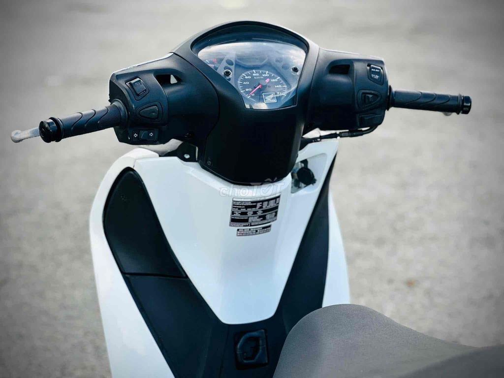 HONDA -SH125i -HỖ TRỢ TRẢ GÓP. Mua bán Xe máy tại Thành phố Huế Thừa Thiên Huế được đăng bởi DVCĐ Toàn Thắng hình 4