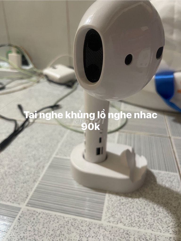 Loa Bluetooth Trắng Âm thanh sống động. Mua bán Tivi, Âm thanh tại Quận 7 Tp Hồ Chí Minh được đăng bởi Nguyễn Trọng hình 1