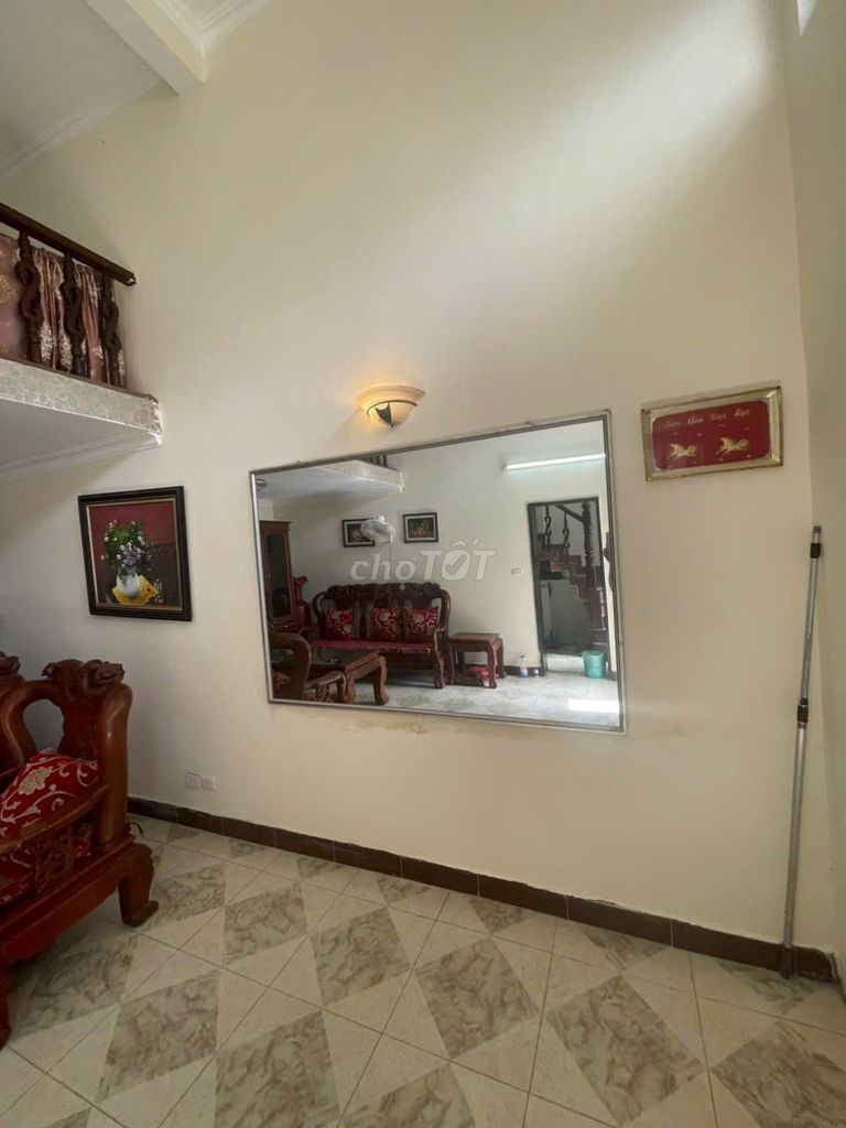 Дом в аренду на Дой Кан Лейн, Ба Динь, 50 м² x 3 этажа, 2 спальни