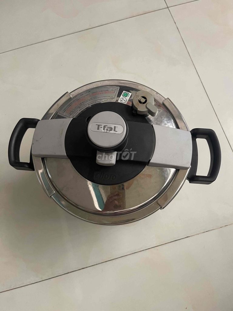 Nồi áp suất inox T-Fal của pháp