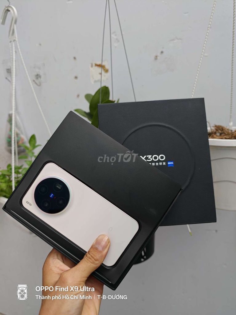 Vivo X300 256GB Hồng cánh sen 16GB Like New. Mua bán Điện thoại tại Quận Bình Tân Tp Hồ Chí Minh được đăng bởi Thái Bình Dương hình 1