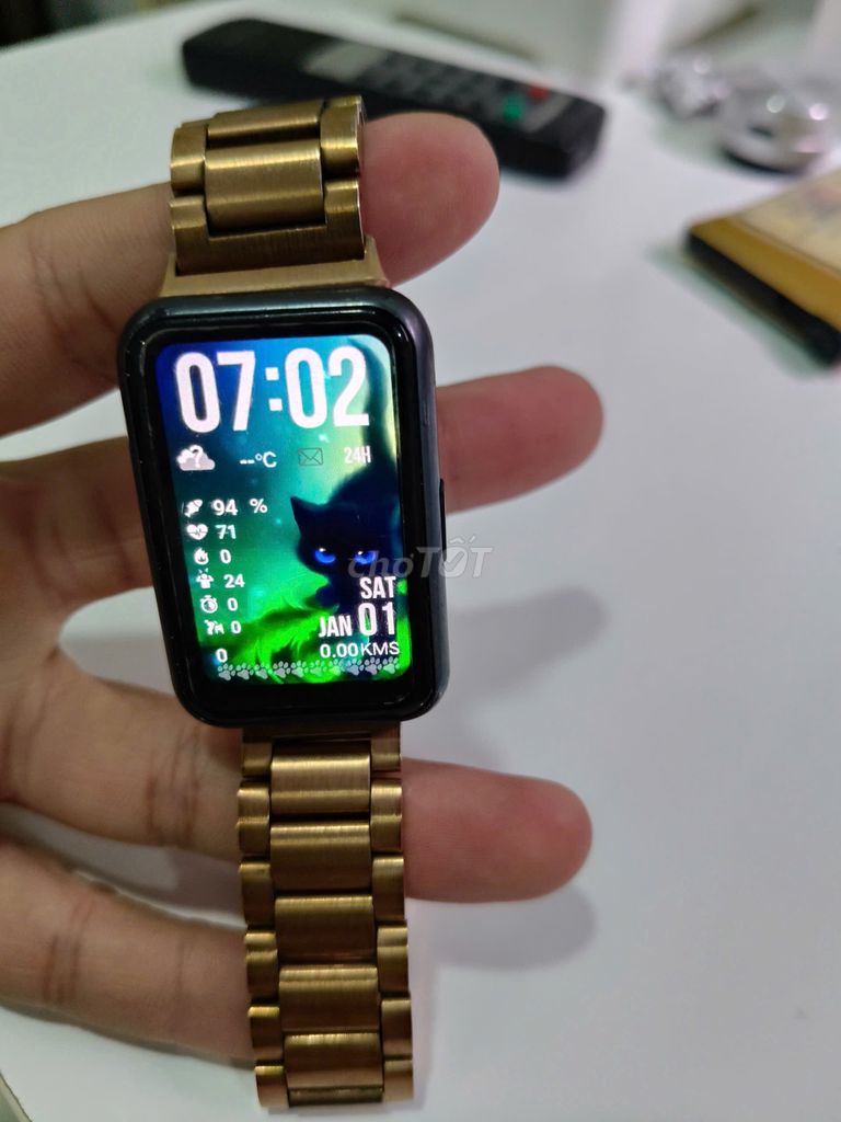Bán nhanh đồng hồ Huawei Watch Fit 2 chính hãng.
