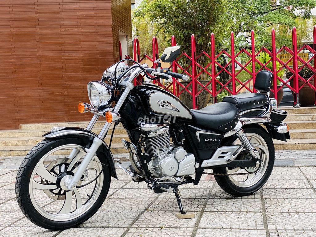 Suzuki GZ 150 A Nhập Chính Hãng 2021 Chạy Cực Bon