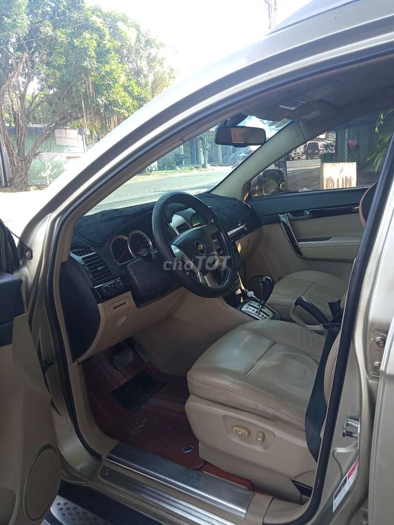Cần bán xe Captiva 7 chổ số tự động 2007 chính chủ. Mua bán Ô tô tại Huyện Trảng Bom Đồng Nai được đăng bởi Hoàng Phước hình 6