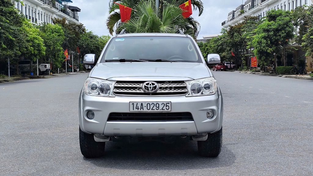 Toyota Fortuner V 2011 -  315 Triệu. Mua bán Ô tô tại Thành phố Hải Dương Hải Dương được đăng bởi anh đức hình 1