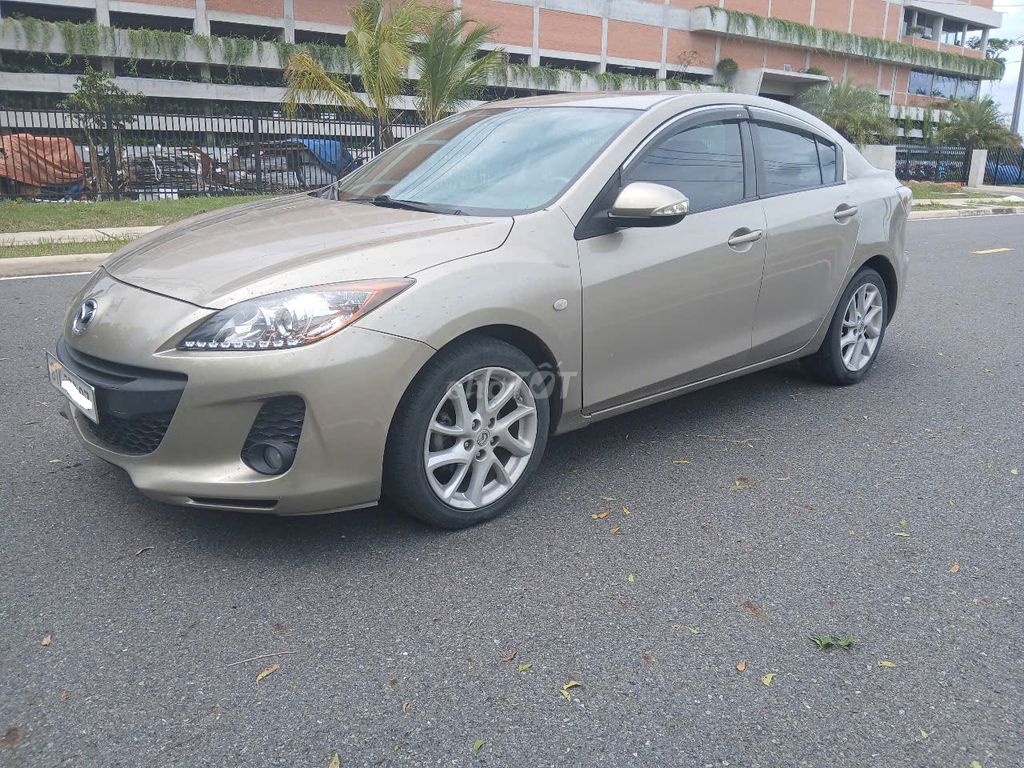 Mazda 3 2014 Vàng cát 90.000 km. Mua bán Ô tô tại Thành phố Thủ Dầu Một Bình Dương được đăng bởi Nguyễn lý hình 4