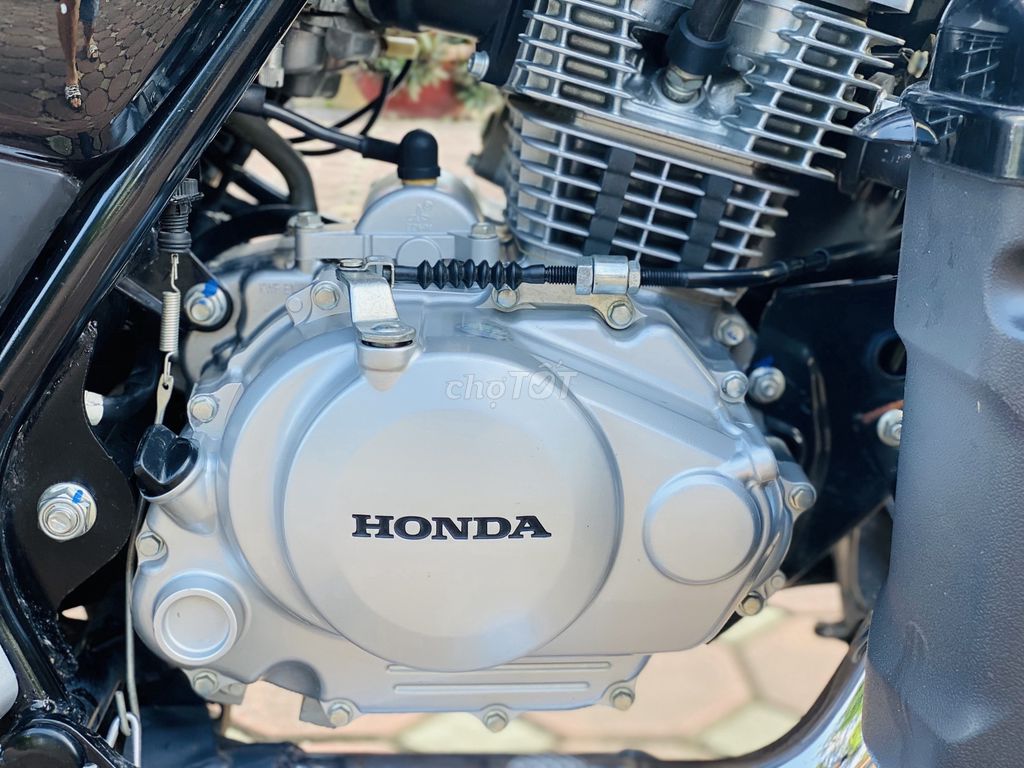 HONDA SHADOW 150 XE CỰC ĐẸP 1 CHỦ SD TỪ ĐẦU. Mua bán Xe máy tại Quận Nam Từ Liêm Hà Nội được đăng bởi Bảo Anh hình 6