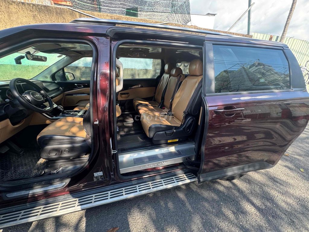 Kia Carnival Luxury 8 мест Автомат Дизель