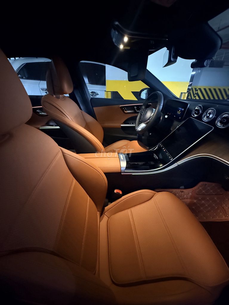 Mercedes-Benz C200 Plus Đen. Mua bán Ô tô tại Quận Hà Đông Hà Nội được đăng bởi Trần Thu Thủy hình 2