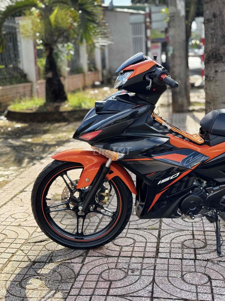 Cần Bán Ex 150 LeAD Xe Cọp Chạy Ít Chính Chủ. Mua bán Xe máy tại Thành phố Buôn Ma Thuột Đắk Lắk được đăng bởi Cửa Hàng Xe Máy 297 Nguyễn văn cừ hình 4