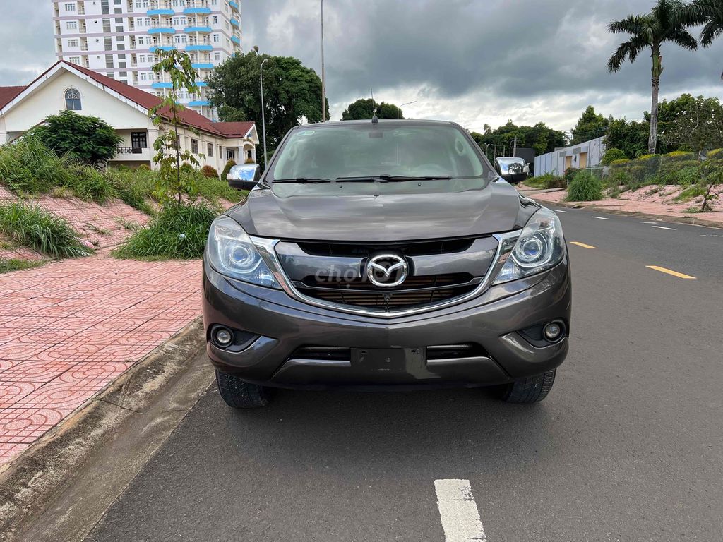 Mazda BT 50 2016 2.2 AT 2WD - 11000 km