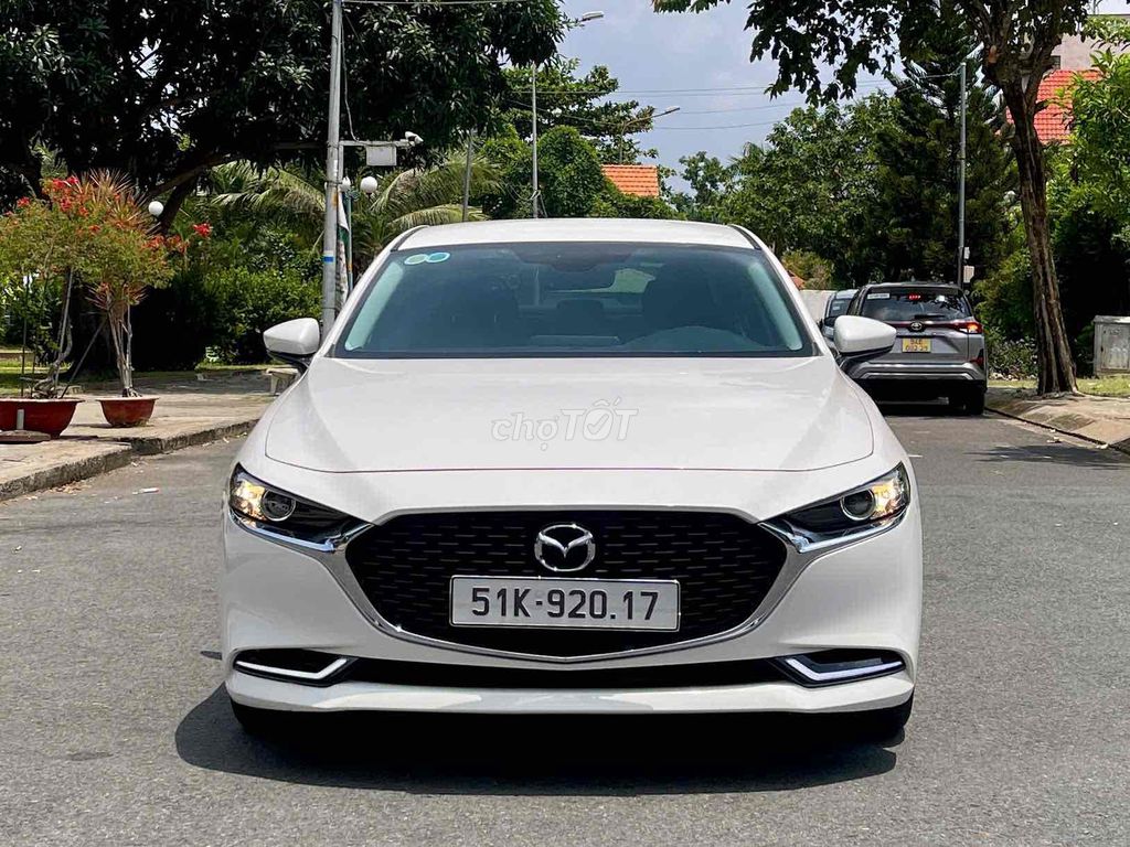 Mazda 3 Luxury 2022