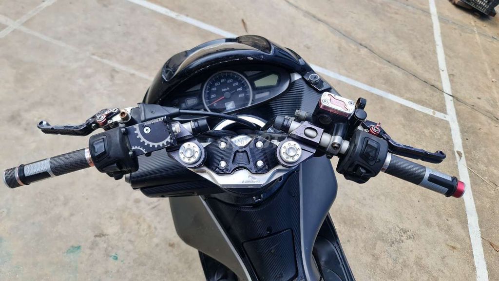 pcx 2012. Mua bán Xe máy tại Quận Long Biên Hà Nội được đăng bởi Quân hình 4