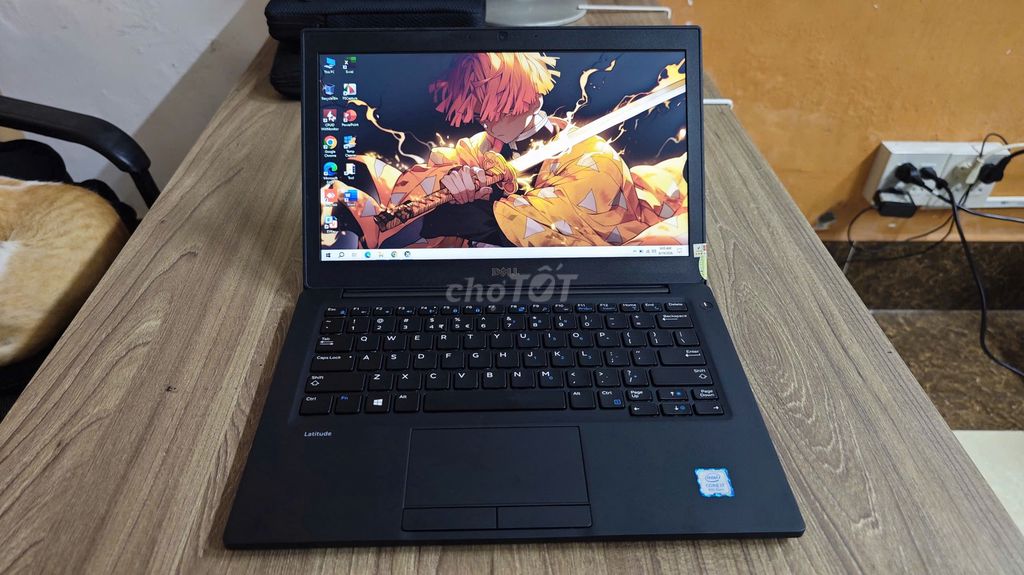 Dell Latitude 7290/i7-8650U/8GB/256GB 98%. Mua bán Laptop tại Quận Ninh Kiều Cần Thơ được đăng bởi Huỳnh Ngân hình 1